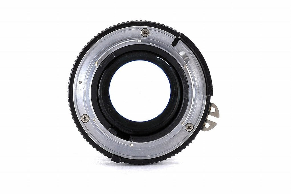 Nikon Ai-s Nikkor 105mm F2.5 MF Telephoto Prime Lens AIS