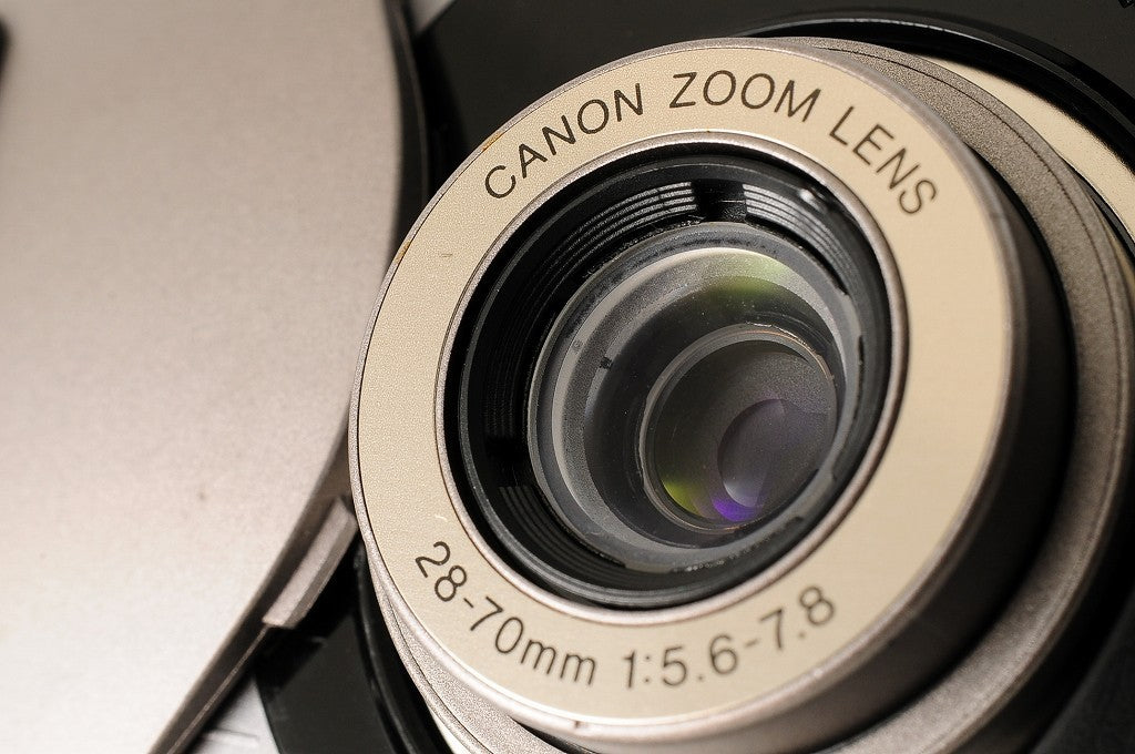 Canon Autoboy Luna Panorama Ai AF 28-70mm Film Camera