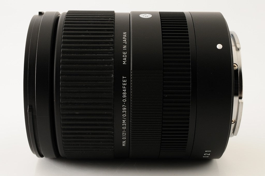 SIGMA 18-50mm f/2.8 DC DN Contemporary Lens Sony E