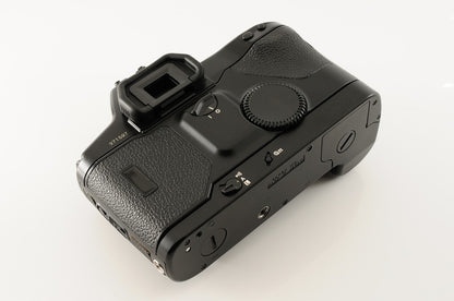 Canon EOS-1N EOS1N 35mm SLR Film Camera Body