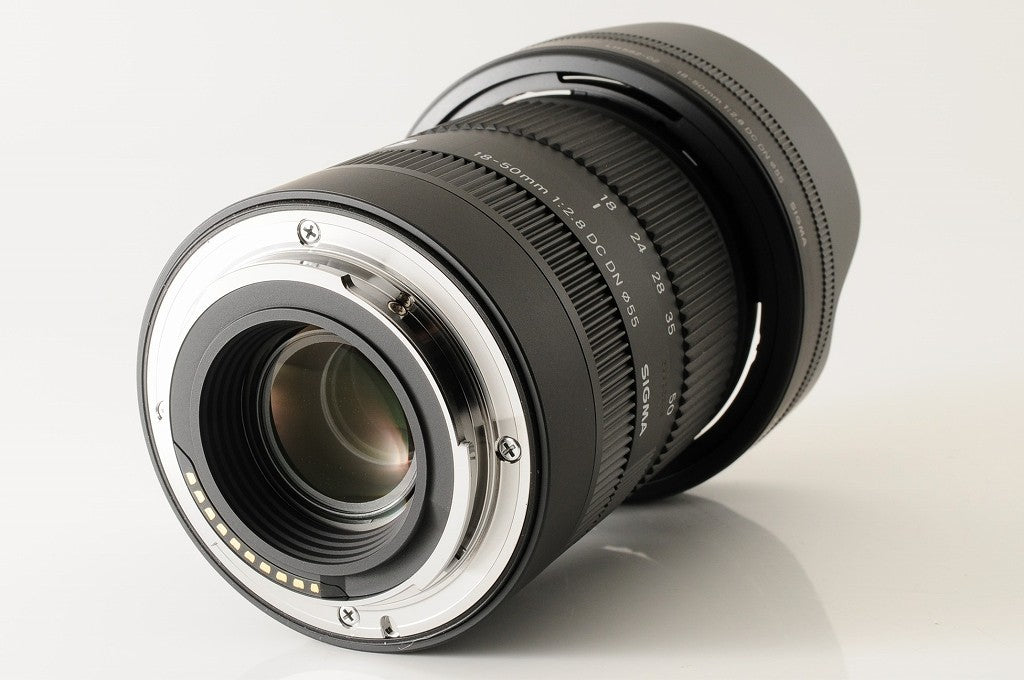 SIGMA 18-50mm f/2.8 DC DN Contemporary Lens Sony E