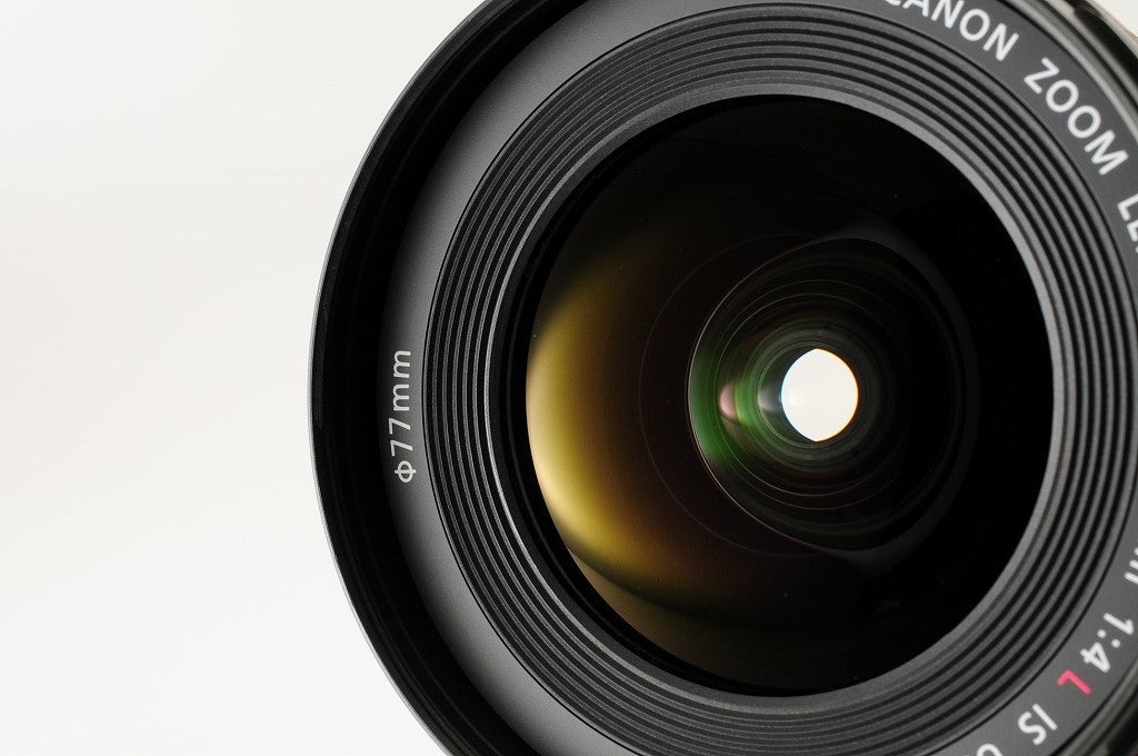 Canon EF 16-35mm f/4 L IS USM Zoom Lens