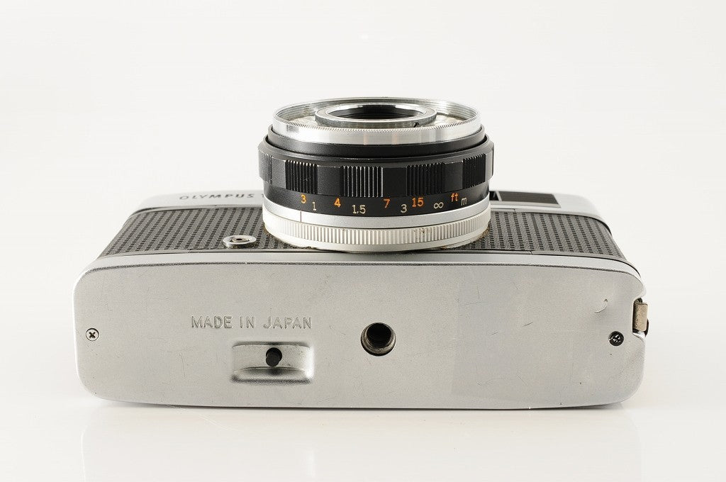 Olympus TRIP 35 Rangefinder 35mm Film Camera — Near Mint · No. 2550
