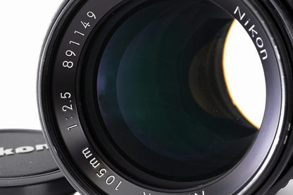 Nikon Ai-s Nikkor 105mm F2.5 MF Telephoto Prime Lens AIS