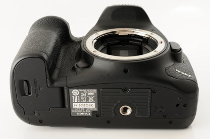 Canon EOS 7D Mark II 20.2MP Digital SLR Camera