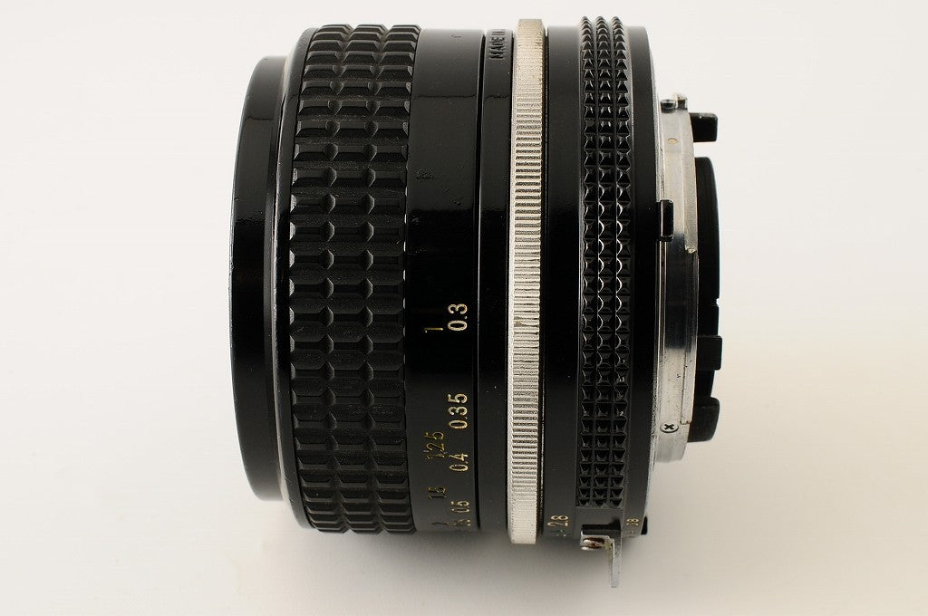 Nikon Ai Nikkor 35mm F/2.8 MF Manual Focus Wide Angle Lens