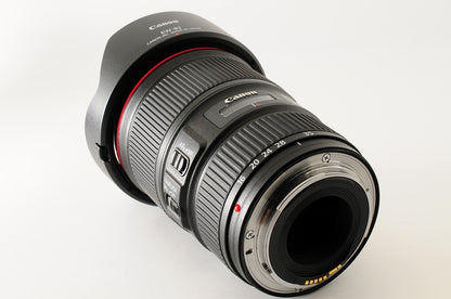 Canon EF 16-35mm f/4 L IS USM Zoom Lens