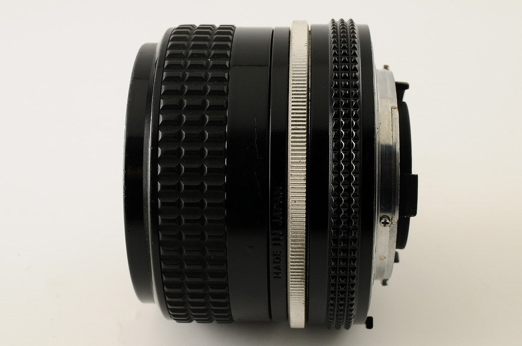 Nikon Ai Nikkor 35mm F/2.8 MF Manual Focus Wide Angle Lens