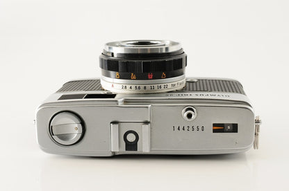 Olympus TRIP 35 Rangefinder 35mm Film Camera — Near Mint · No. 2550