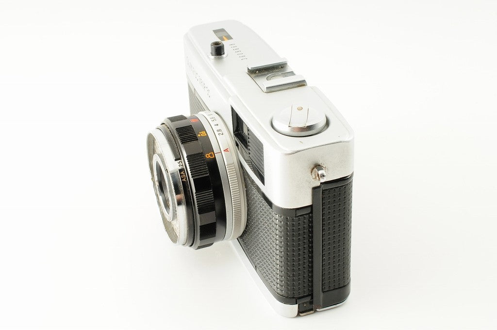 Olympus TRIP 35 Rangefinder 35mm Film Camera