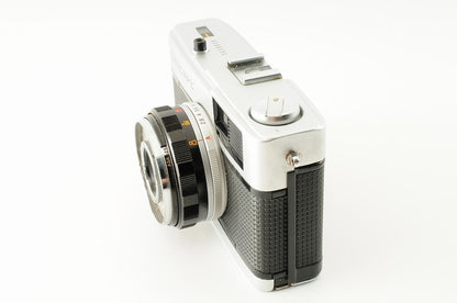 Olympus TRIP 35 Rangefinder 35mm Film Camera