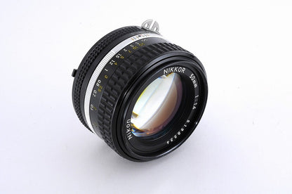 Nikon Ai-s AISNikkor 50mm F/1.4 MF Standard Lens Camera