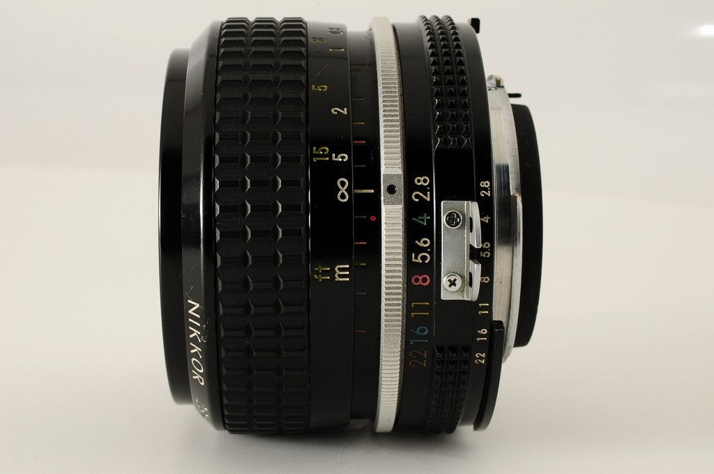 NIKON Ai NIKKOR 28mm f/2.8 MF Wide Angle Lens For F Mount