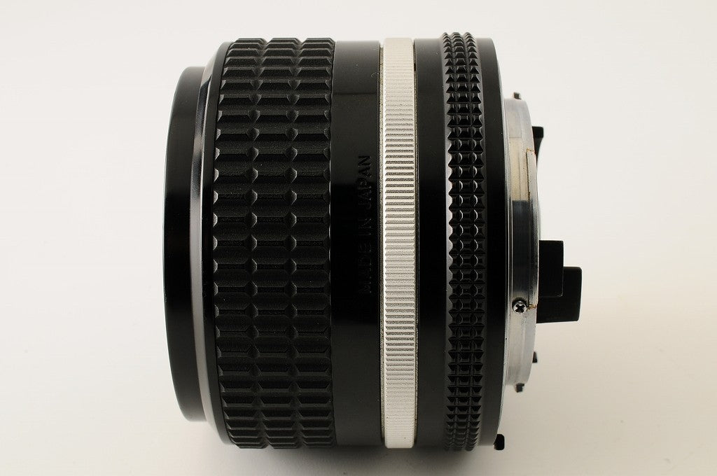 Nikon Ai-s Nikkor 24mm f/2.8 Ais Wide Angle Prime Lens