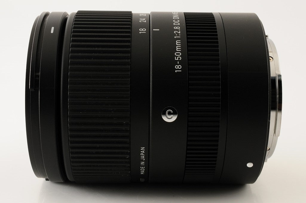 SIGMA 18-50mm f/2.8 DC DN Contemporary Lens Sony E