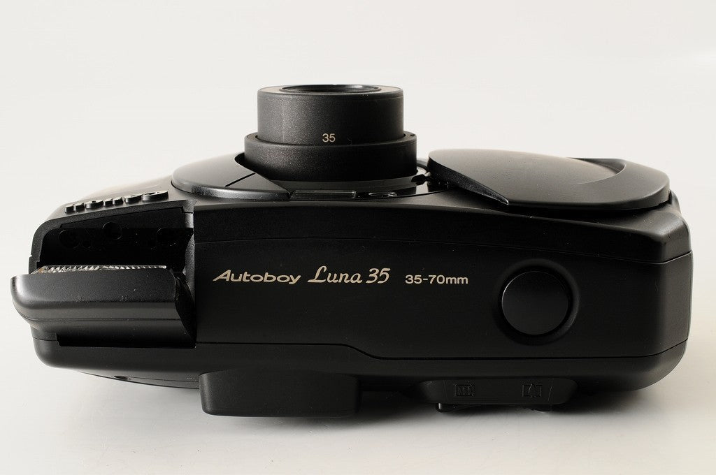 Canon Autoboy Luna 35 Panorama Ai AF 35-70mm Film Camera