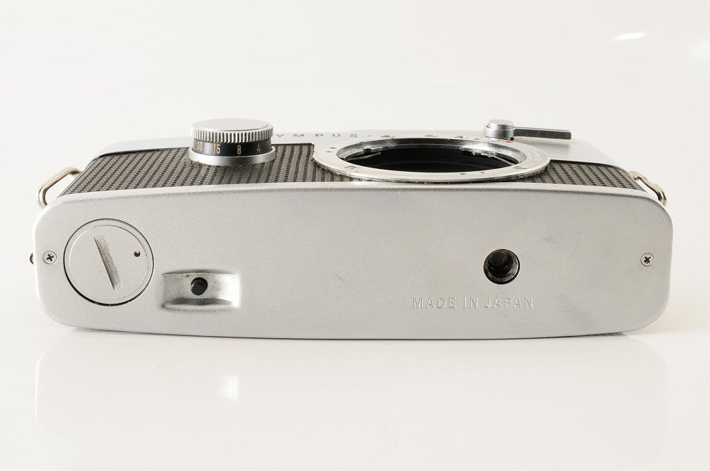 Olympus Pen FT 35mm Half Frame Film Camera 38mm F1.8 Lens