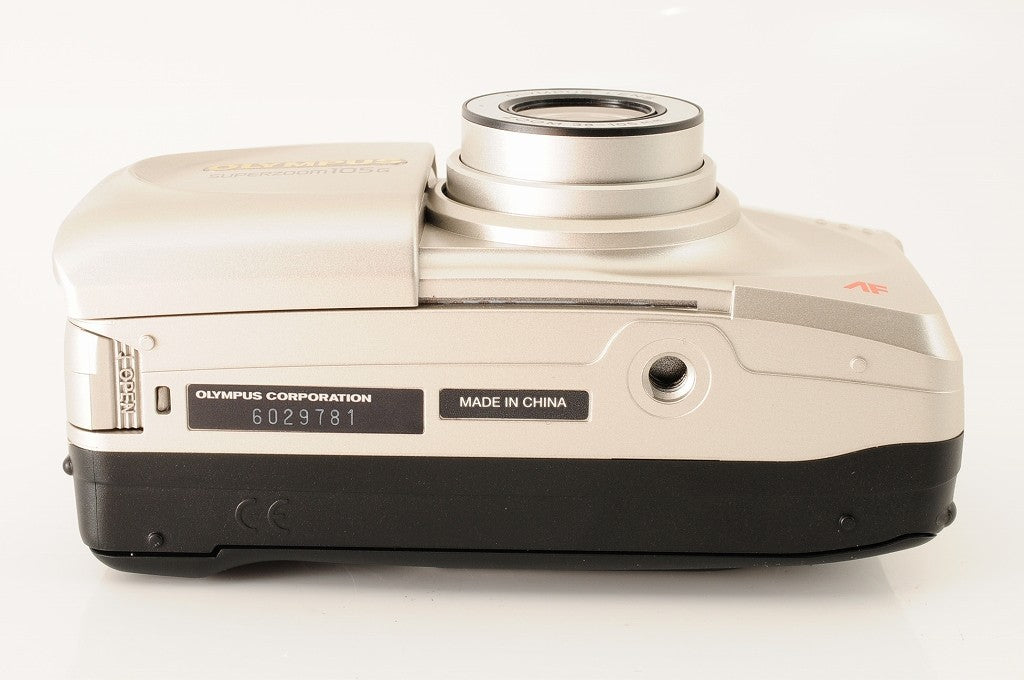 Olympus Super zoom 105G Point & Shoot 35mm Film Camera