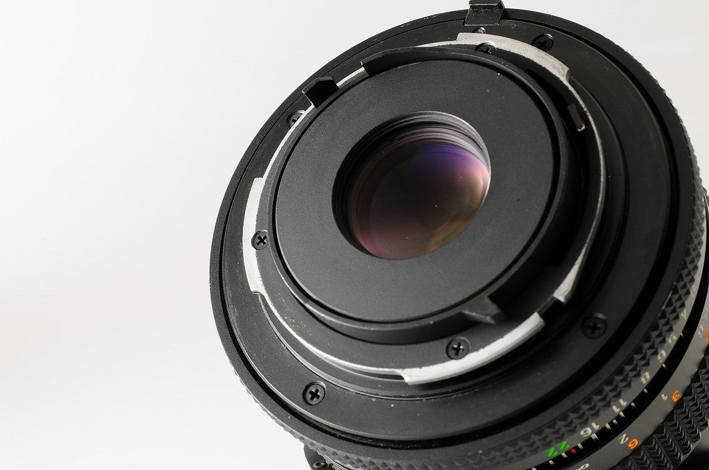 Contax Carl Zeiss Distagon T* 28mm f/2.8 MMJ MF Wide Angle Lens C/Y
